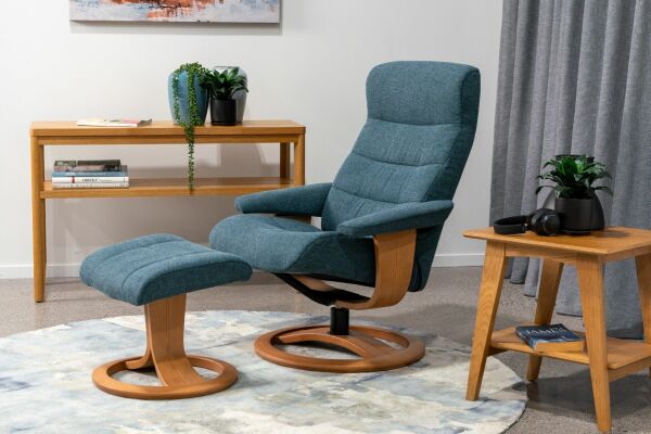 Tampa Recliner & Footstool (ELP)